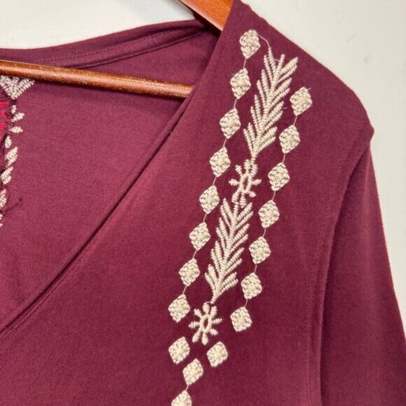 Johnny Was JW Los Angeles Embroidered Vneck Shark Bite Hem Tunic Top - Picture 4 of 12